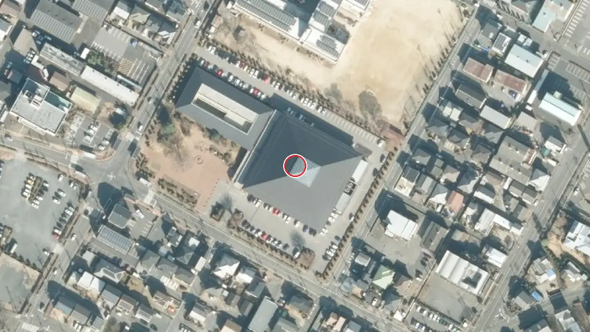 上空から見たFUKAI SQUARE GARDEN 足利（中心の赤い輪が会場の位置）