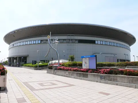 クロコくんホールの外観