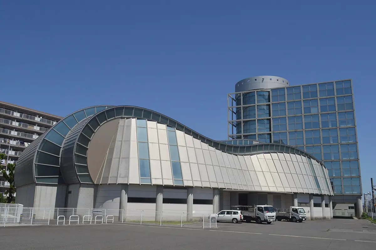 刈谷市 産業振興センターの外観
