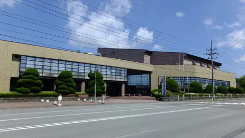 男鹿市民文化会館の外観