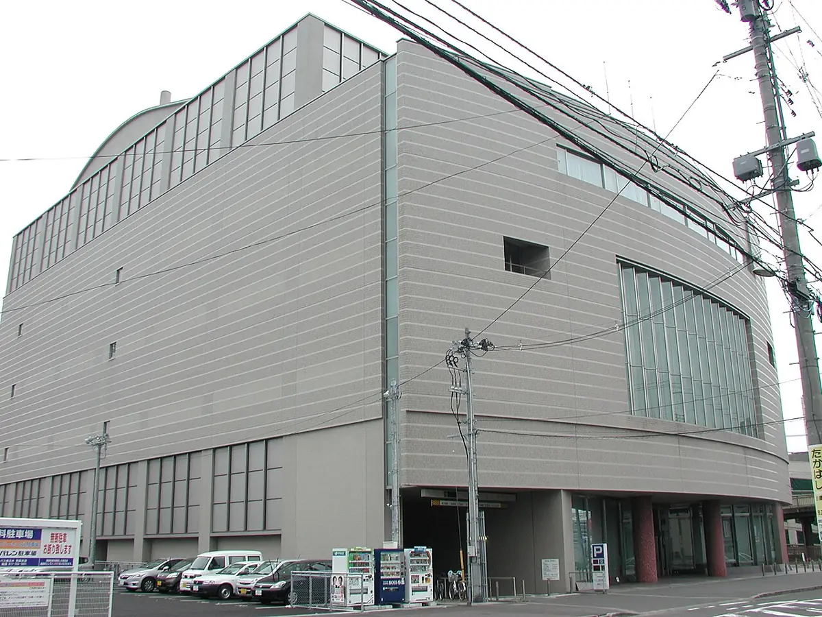 リンクモア平安閣市民ホール（青森市民ホール）の外観