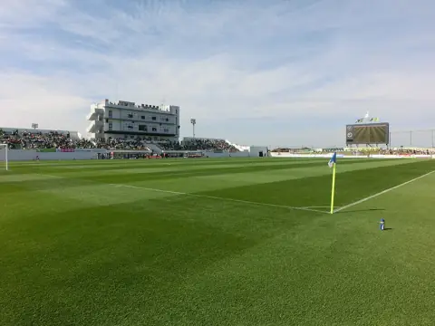 プライフーズスタジアムの外観