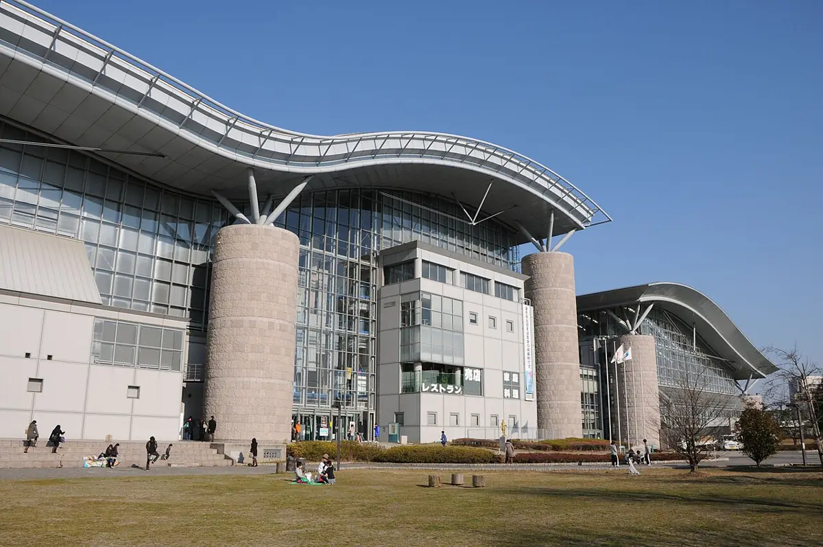 バルドラール浦安アリーナ（浦安市総合体育館）の外観