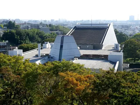 千葉県文化会館の外観