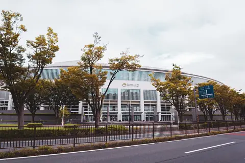 森のホール21の外観