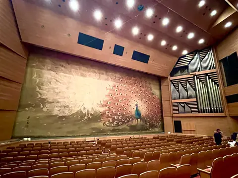 習志野文化ホールの外観