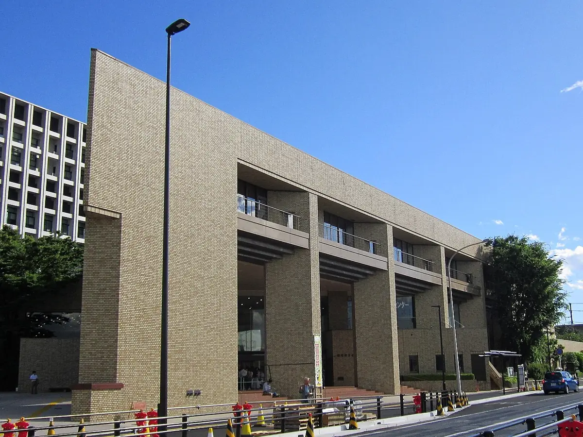 浦安市文化会館の外観