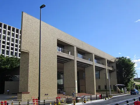 浦安市文化会館の外観