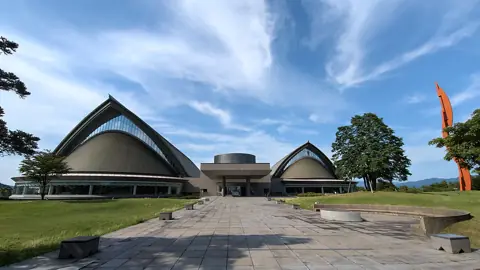 福井県立音楽堂の外観