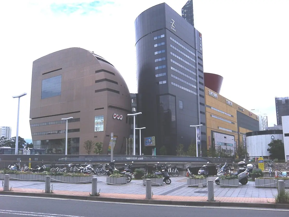 J:COM北九州芸術劇場の外観