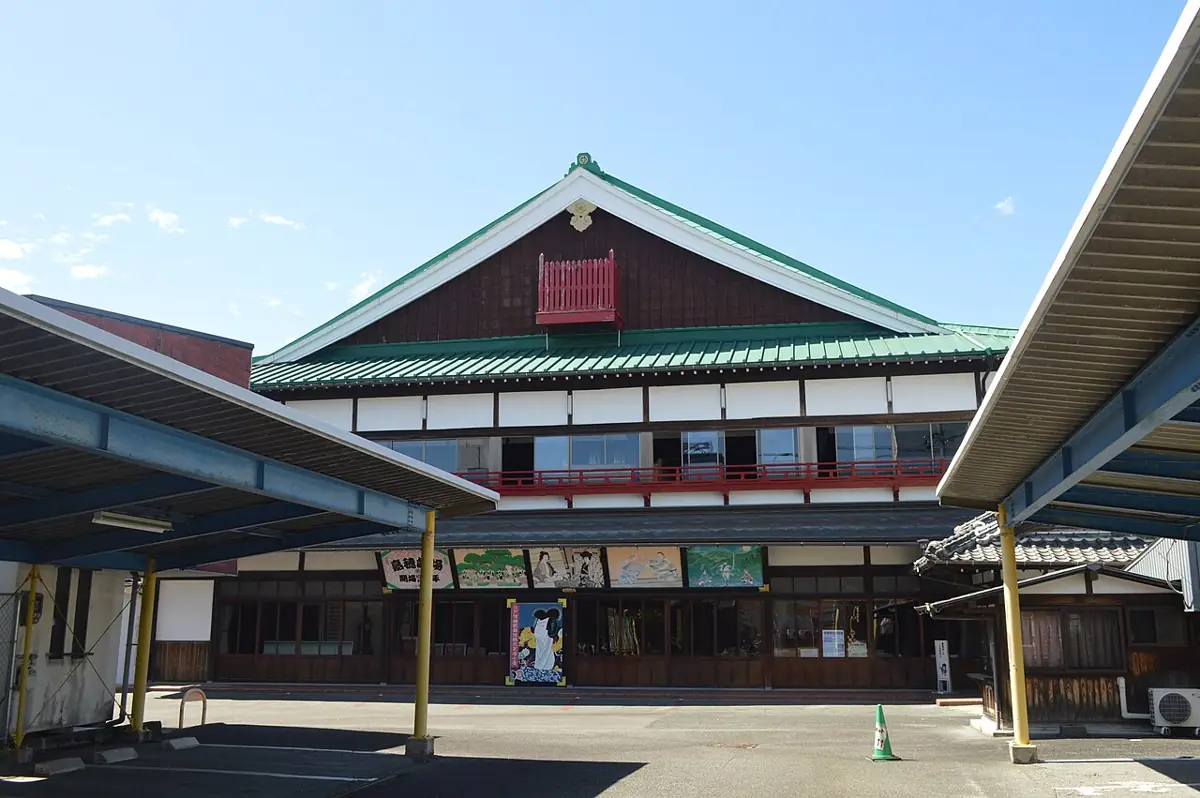 嘉穂劇場の外観