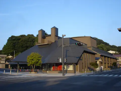 三春交流館 まほらの外観