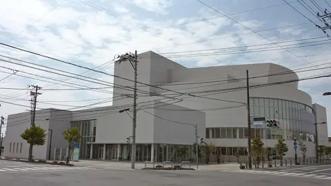 南相馬市民文化会館（ゆめはっと）の外観