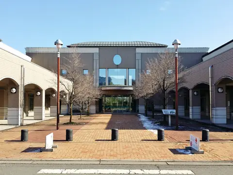 吉岡町文化センターの外観