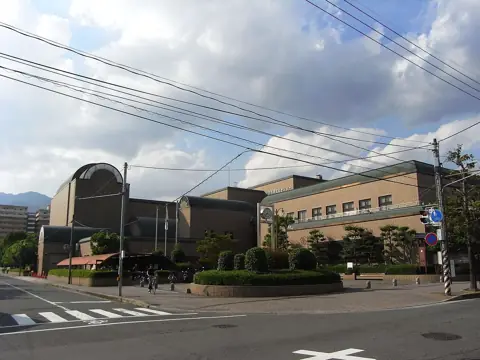 広島市佐伯区民文化センターの外観