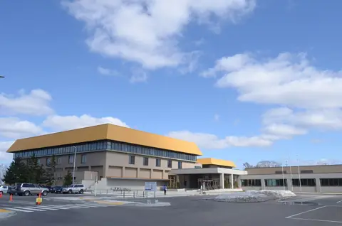 北広島市総合体育館の外観