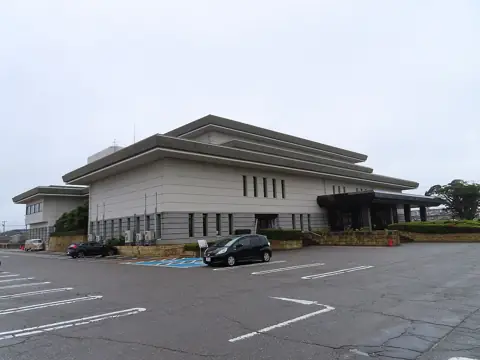 加賀市文化会館の外観