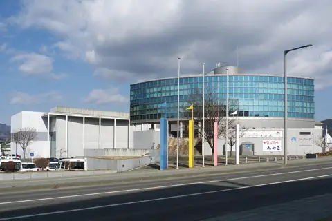 東北ヒロセシーアリーナの外観