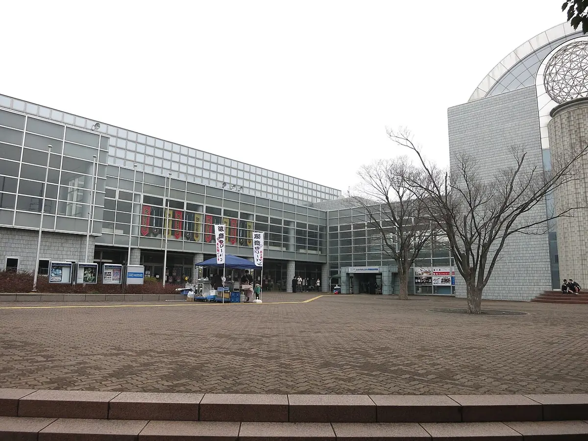 トッケイセキュリティ平塚総合体育館の外観