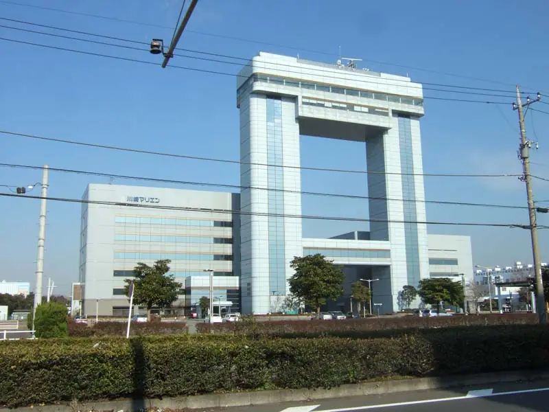 川崎マリエンの外観