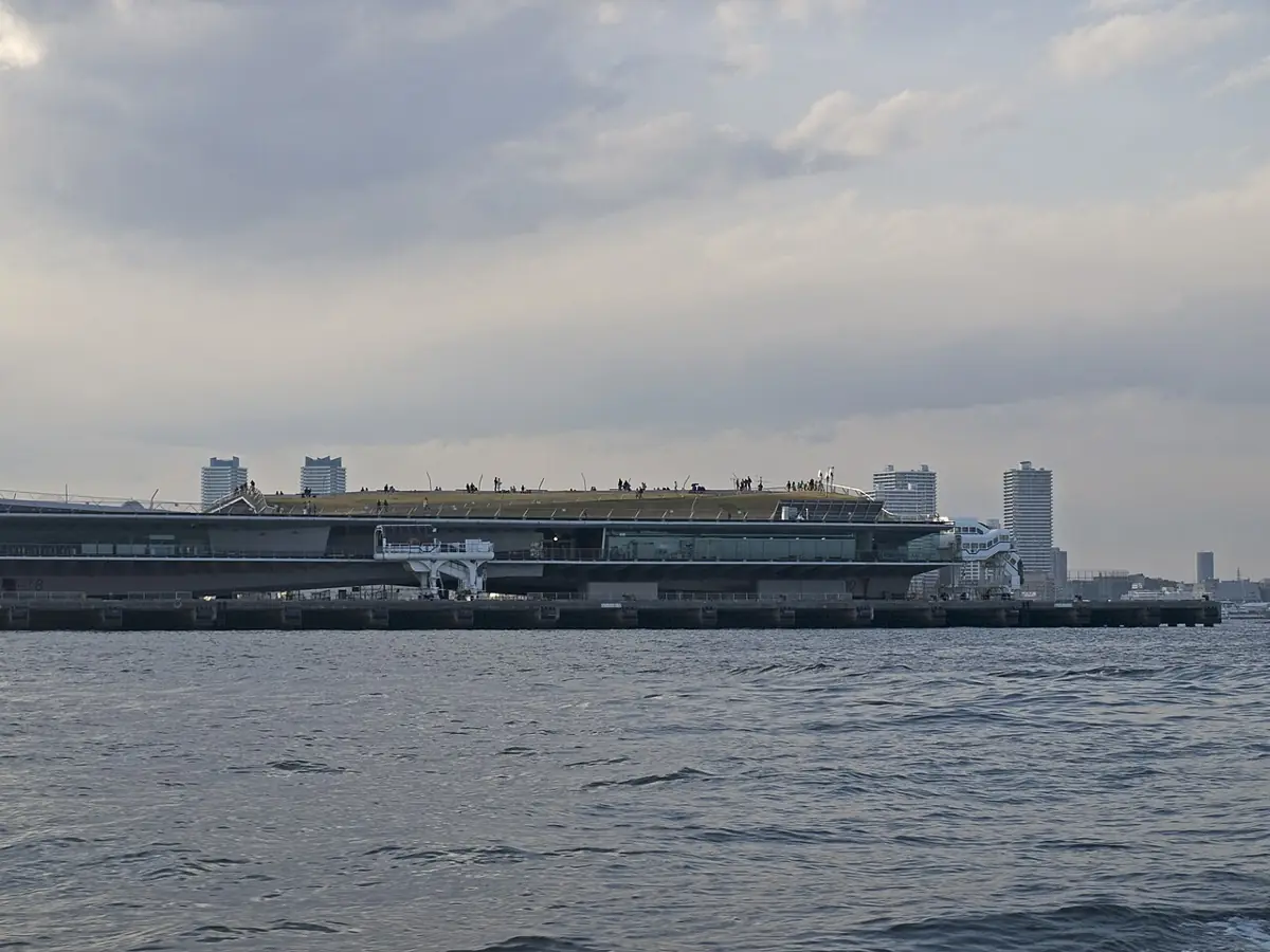 大さん橋ホールの外観