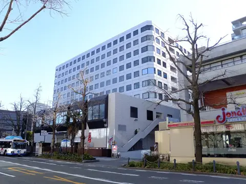 横浜産貿ホール マリネリアの外観
