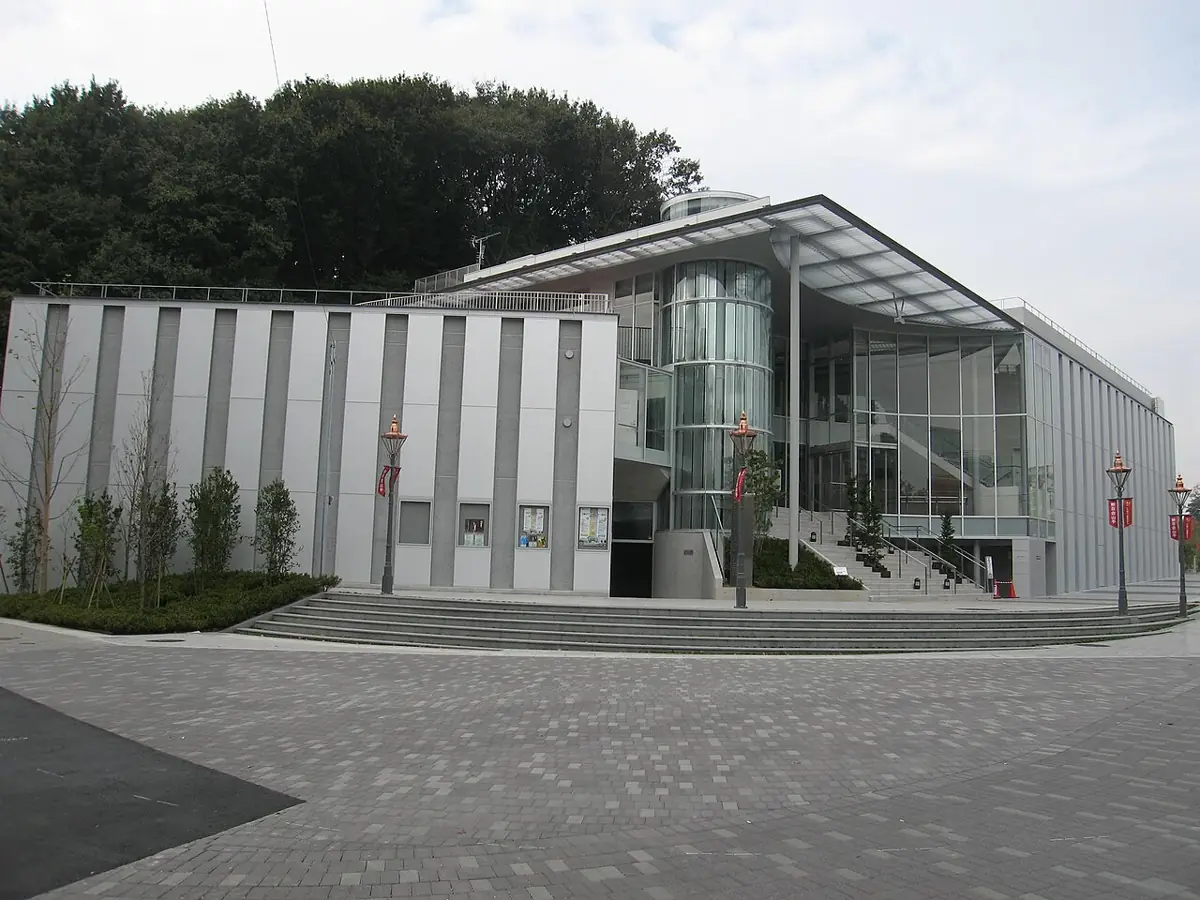 川崎市アートセンターの外観