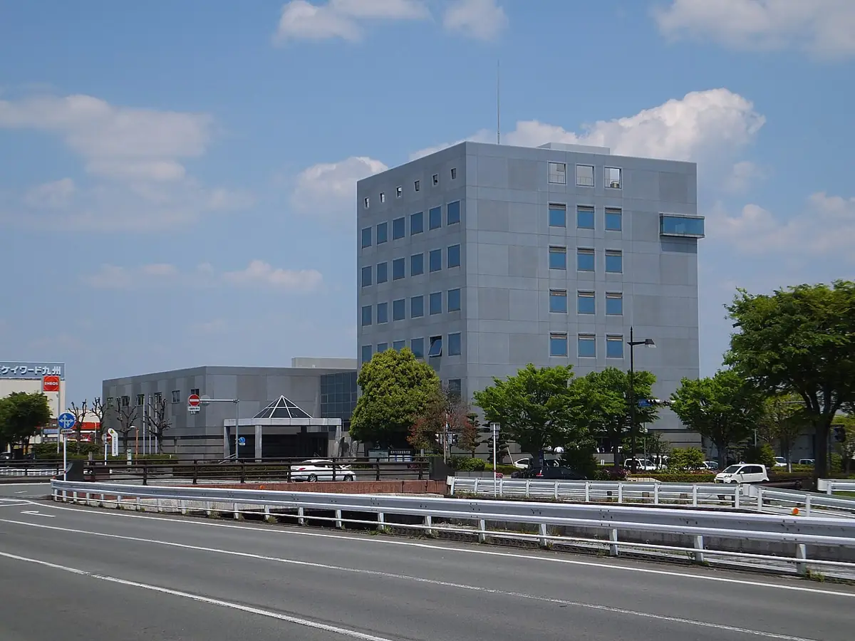 熊本市流通情報会館の外観