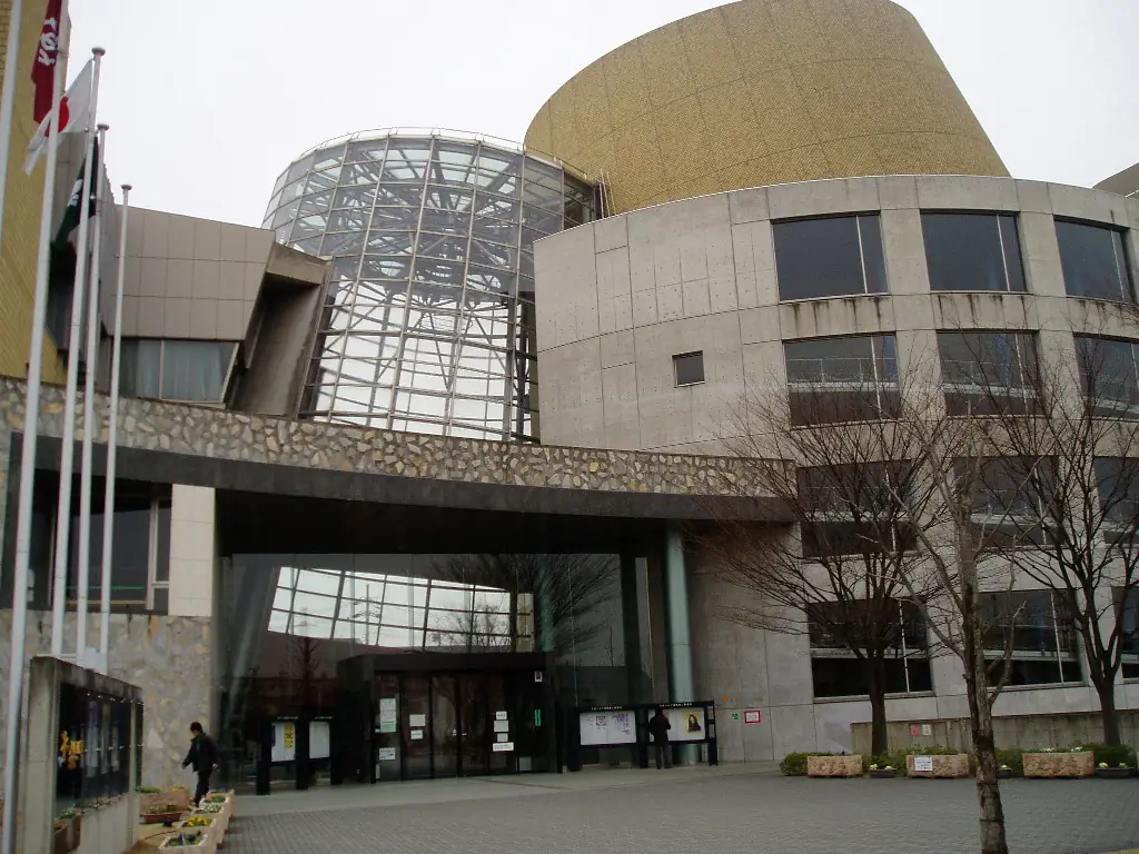 文化パルク城陽の外観