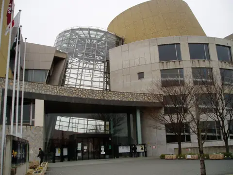 文化パルク城陽の外観