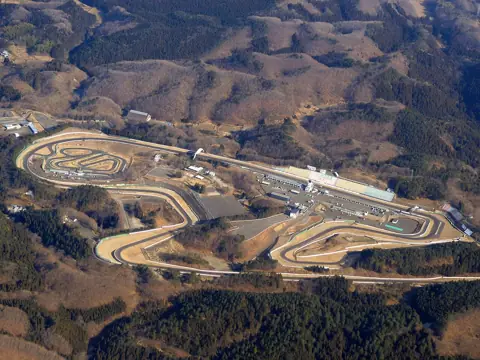 スポーツランドSUGOの外観