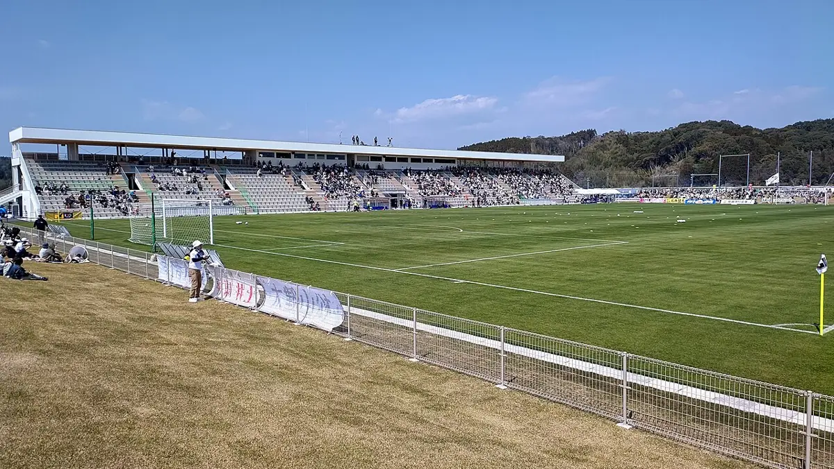 いちご宮崎新富サッカー場の外観