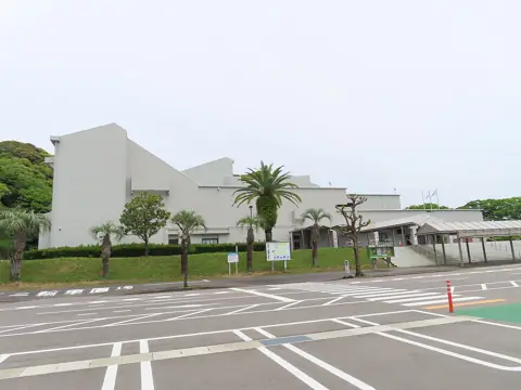 諫早文化会館の外観