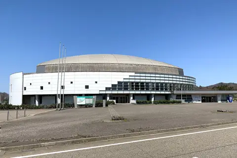 かきざきドームの外観