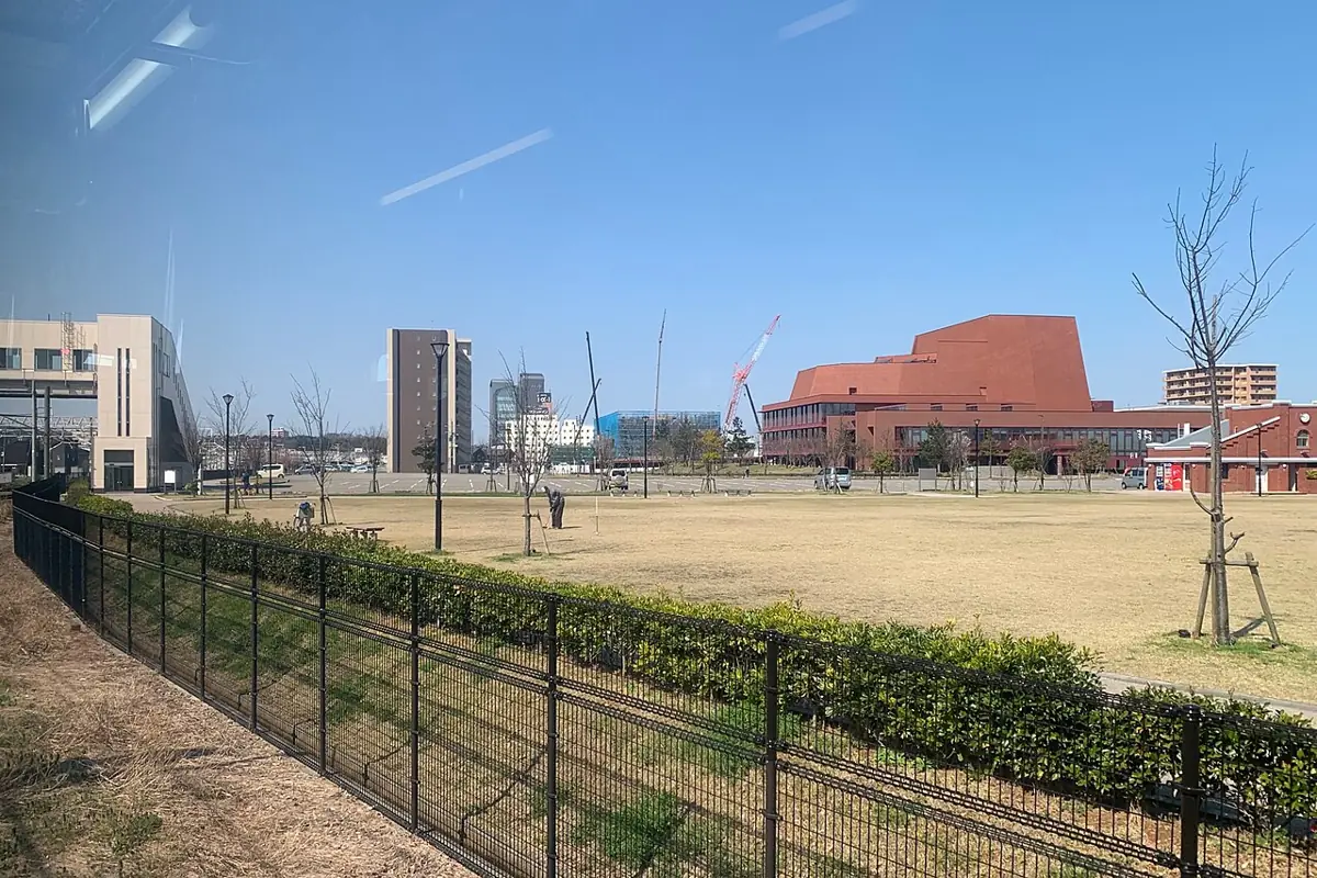 柏崎市文化会館アルフォーレの外観