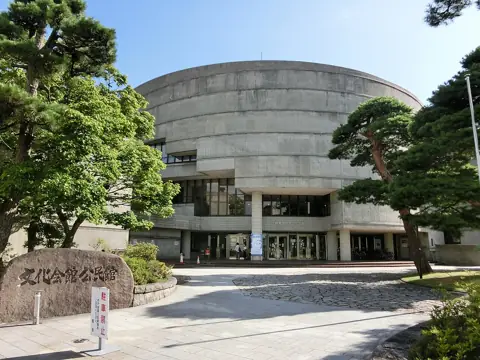 新発田市民文化会館の外観
