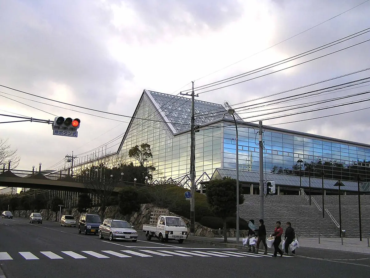 コンベックス岡山の外観