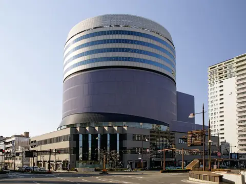 岡山シンフォニーホールの外観