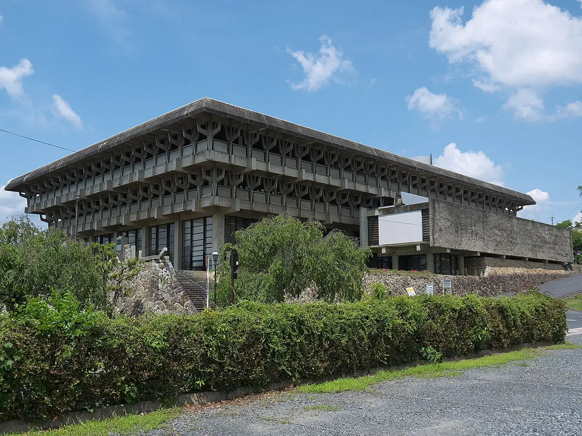 津山文化センターの外観