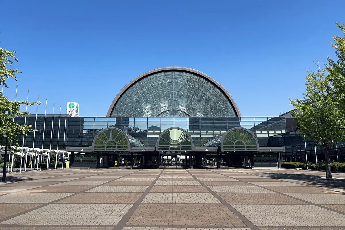 インテックス大阪の外観