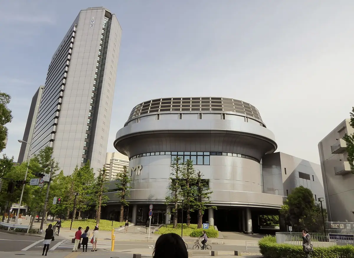 松下IMPホールの外観