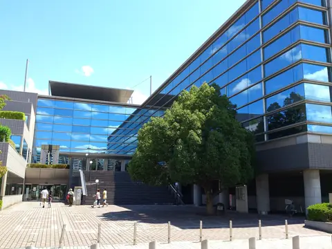 SAYAKAホール（大阪狭山市文化会館）の外観