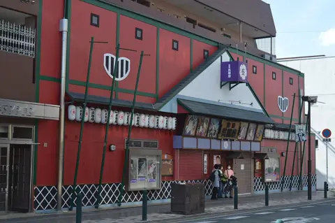 池田呉服座の外観