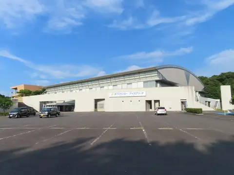 滋賀県立アイスアリーナ(木下カンセイアイスアリーナ)の外観