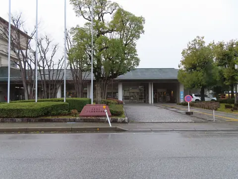 滋賀県立文化産業交流会館の外観