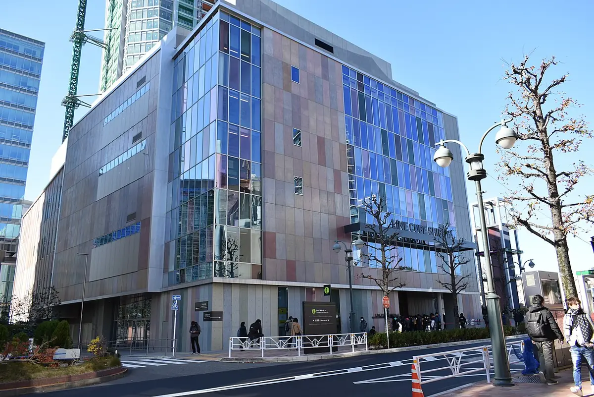 LINE CUBE SHIBUYAの外観