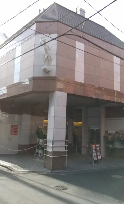 テアトルBONBONの外観