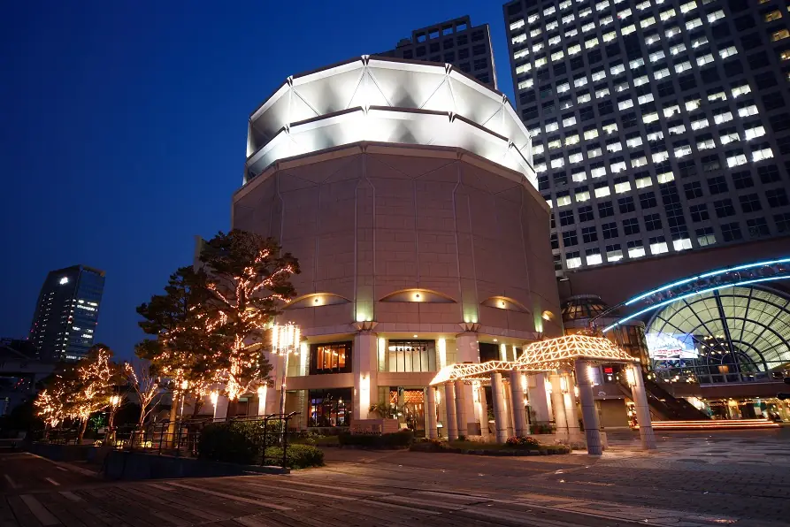 天王洲 銀河劇場の外観