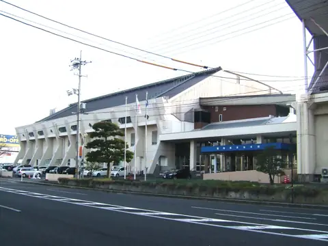 鳥取県立鳥取産業体育館の外観