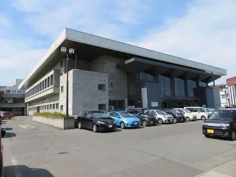 米沢市営体育館の外観